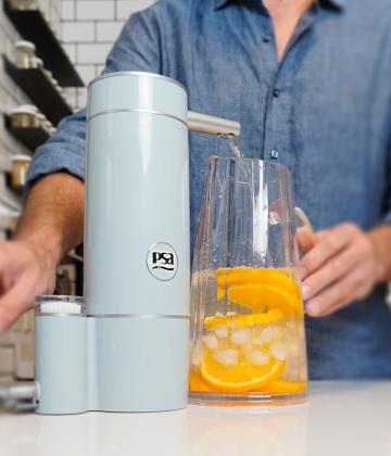 Agua pura servida en casa con purificador de agua PSA en Montevideo